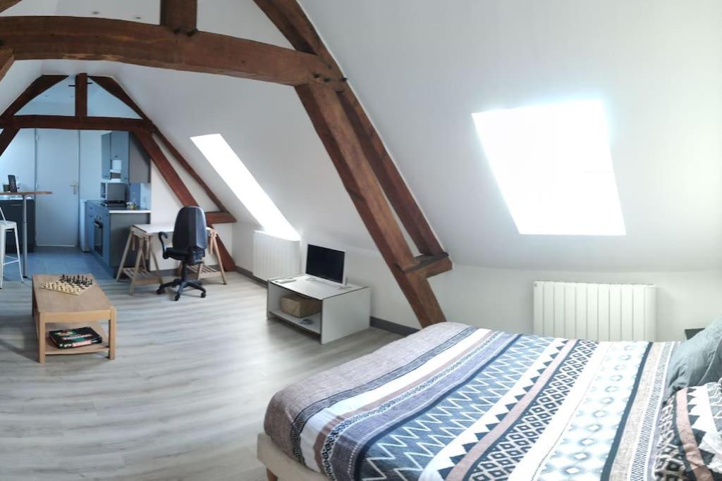 Appartement De Charme La Croix-Saint-Ouen Екстериор снимка