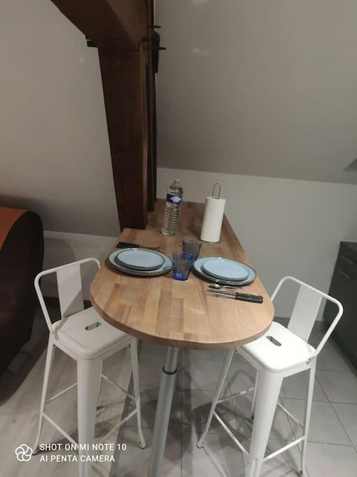 Appartement De Charme La Croix-Saint-Ouen Екстериор снимка
